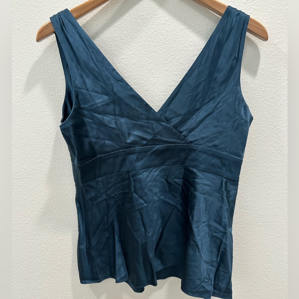 INC Silk Blend Sleeveless V-Neck Satin in Deep Teal Green Macys spring blouse - Picture 4 of 4